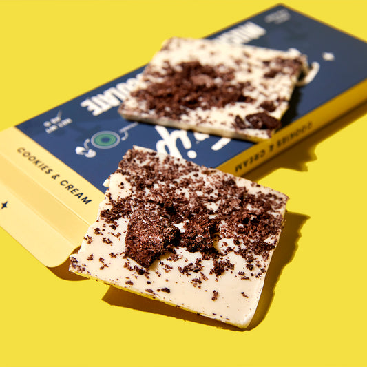 Desert Stardust Mushroom Chocolate Bar - Cookies & Cream